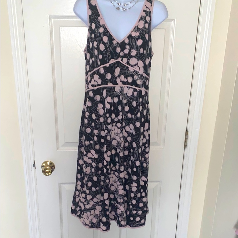 ๐บElegant Black and Pink Floral Dress